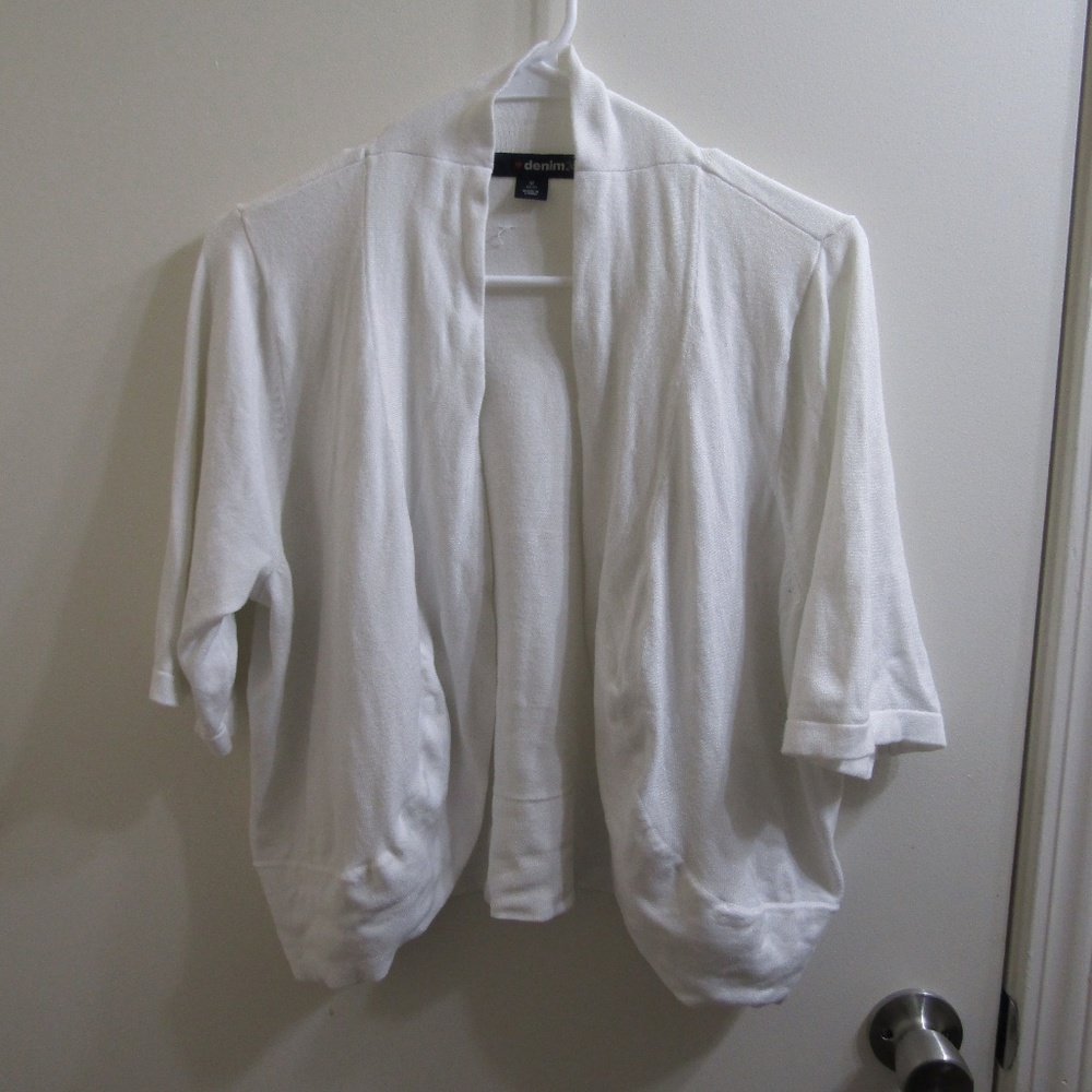 💥White shrug sweater size 14